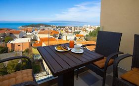 Apartments Lauc