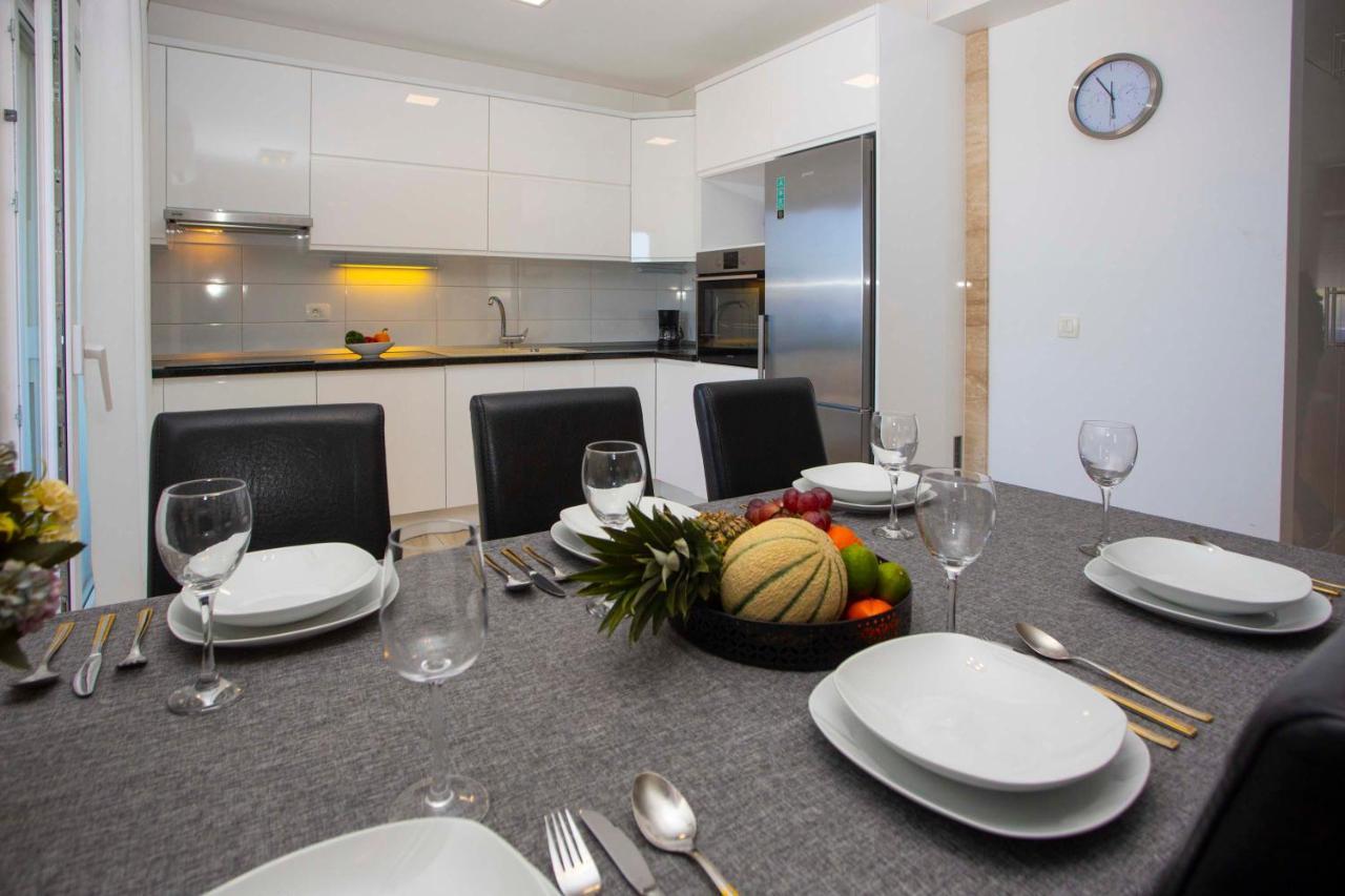 Apartments Lauc Makarska Exterior foto