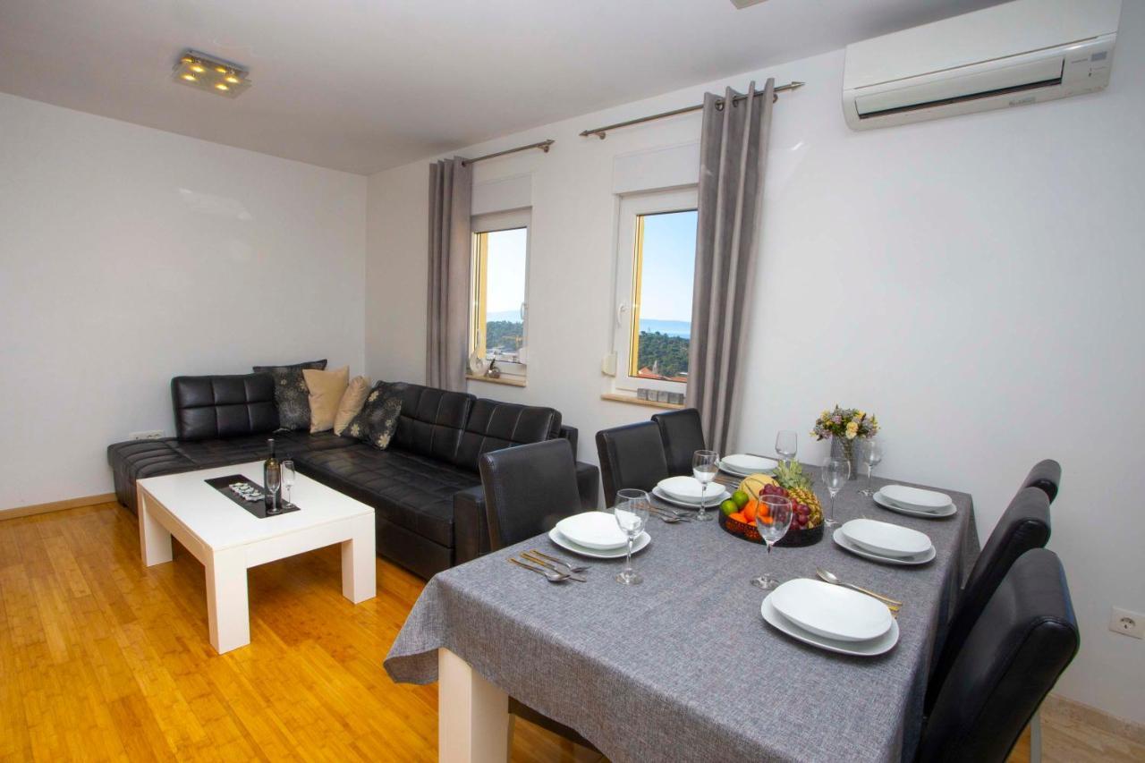 Apartments Lauc Makarska Exterior foto